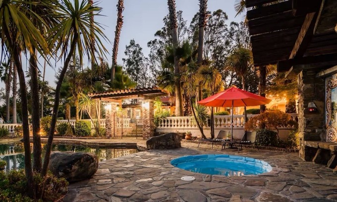 Windsor Villa | Villa Terra Bella, by Vinifera Homes