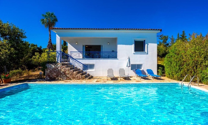 Messini Villa | Villa Thalia - Two Bedroom Villa, Sleeps 5