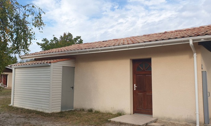 Hourtin Port Condo | "Villa the heather"