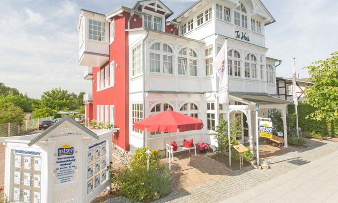 Sellin Apartment | Villa "To Hus" in Sellin - Appartement 02 mit Kamin und Balkon