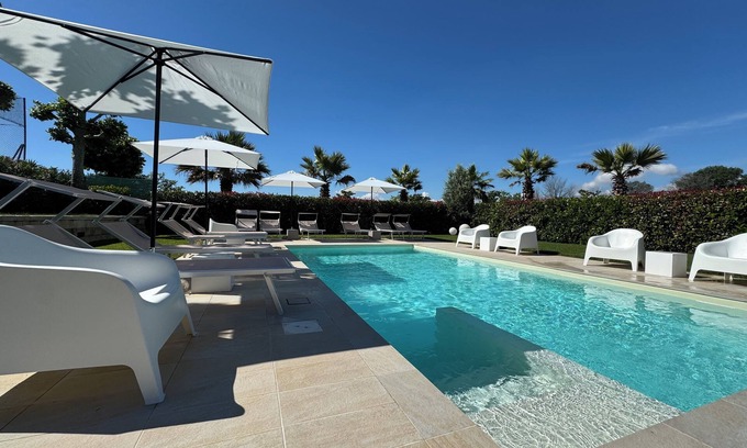 Civitanova Marche Villa | Villa Torrione - ENTIRE VILLA - Modern Design, Private Pool & AirCO