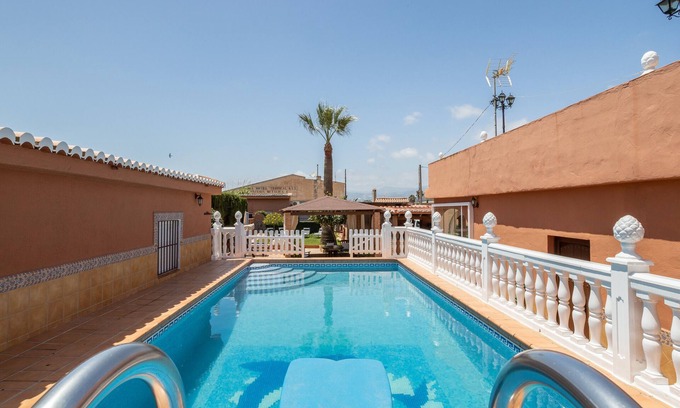 Motril Villa | Villa 'Torres Motril' with Sea View, Wi-Fi and Air Conditioning