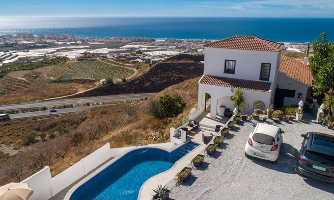 Torrox Ski Chalet | Villa Torrox Paradise