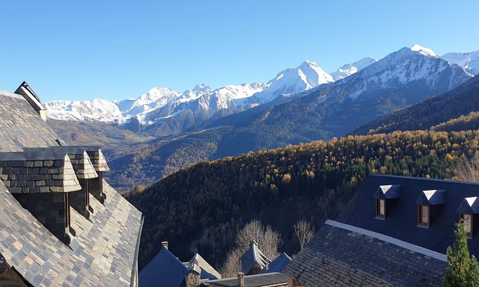 Saint-Lary-Soulan Villa | Villa 'Toulal'ô' with Mountain View, Private Garden and Wi-Fi