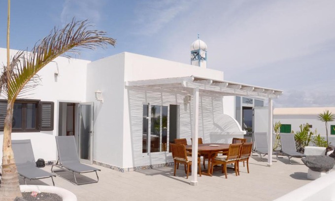 Charco del Palo Villa | Villa Tranquilidad with amazing private terrace and heated pool