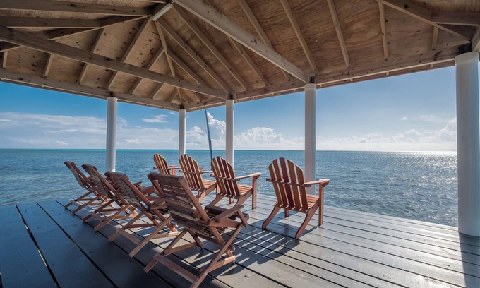 San Pedro House | Villa Tres Cocos + Casa Blanca