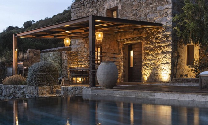 Corbara Villa | Villa U Laziu, former stone sheepfold converted into a dwelling