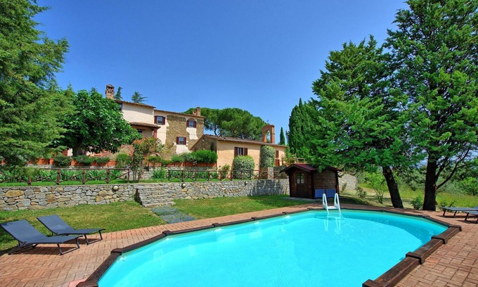 Agello Villa | Villa Uccellaia - Country Villa Rental with swimming pool in Umbria