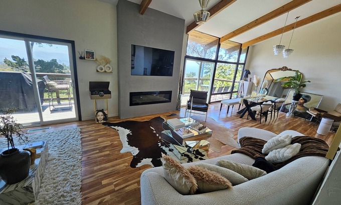 Orinda Villa | Villa up the Hills on Grizzly