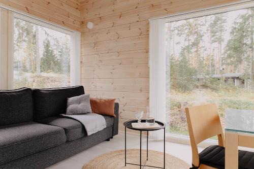 Kirkkonummi Ski Chalet | Villa Varis