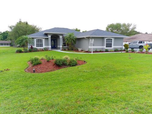 Sylvan Shores Villa | Villa Varona your private oasis