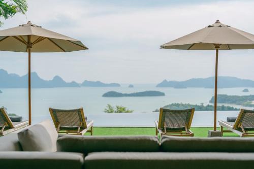 Kampung Kedawang Villa | Villa Vista - Ultra-Luxury Private Pool Villa WOW Holiday Homes