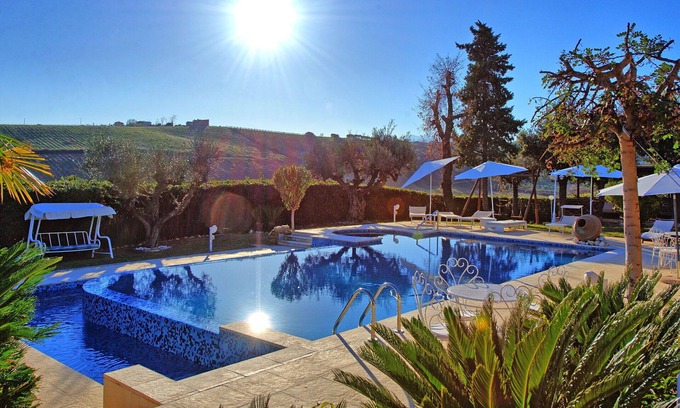 Colonnella Villa | Villa Vittoria - Villa with private pool