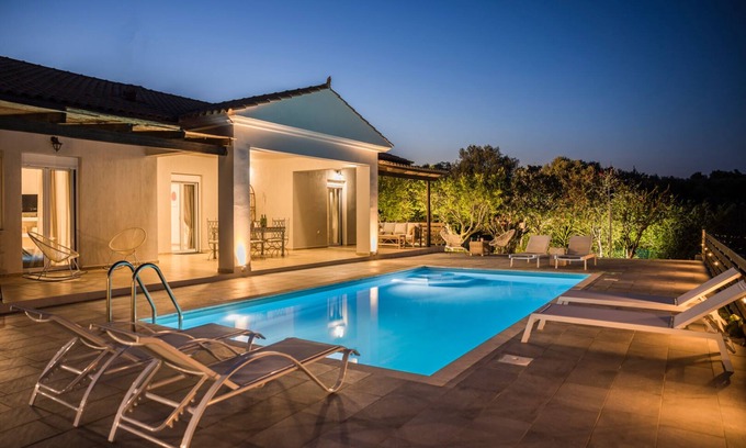 Mantzavinata Villa | Villa Voltera Lixouri Kefalonia