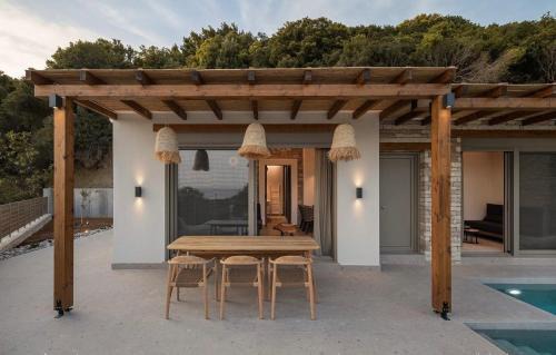 Epirus Villa | Villa Vrachos luxury Living