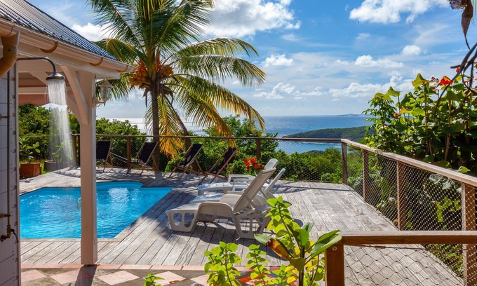 Tartane Villa | Villa Vue Sauvage - Seasonal holiday rental in Tartane.