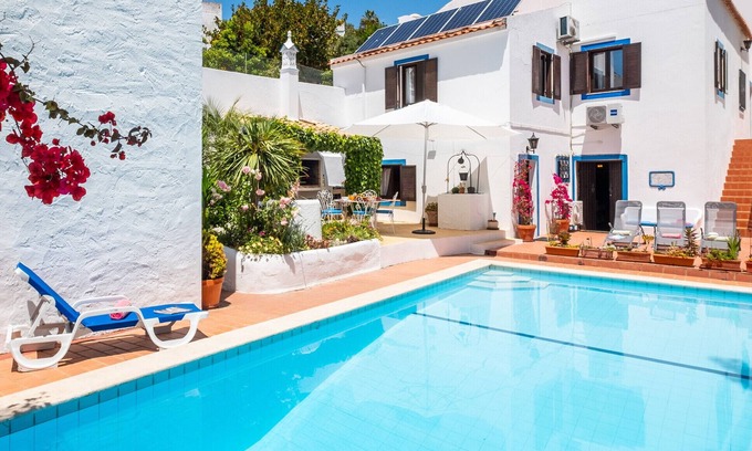 Carvoeiro Villa | Villa w/heatable pool & BBQ in Carvoeiro