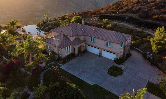 El Cajon Villa | Villa w/ Pool, Sunset Views, Vineyard, +More