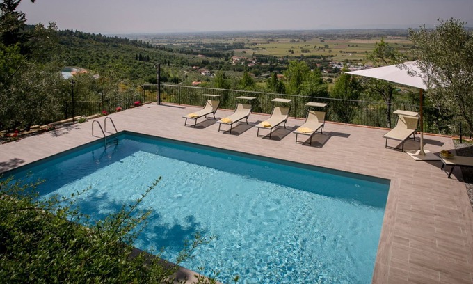 Montecchio House | Villa with private pool near Castiglion Fiorentino