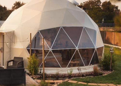 Farad Other | Villa Wisdome