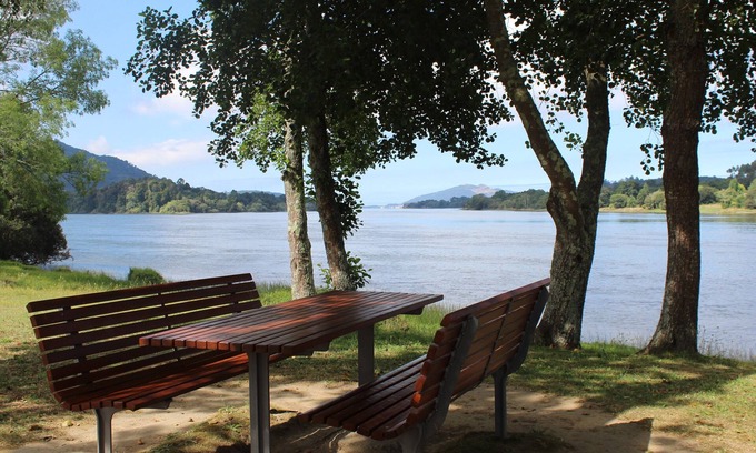 Lanhelas House | Villa with pool by the river and mountains, close to the sea