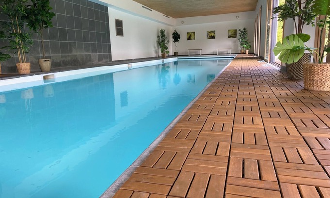 Pleumeur-Bodou Villa | Villa with a sauna, a fitness room, and an indoor heated swimming pool