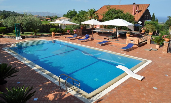 Santa Venerina Villa | Villa with beautiful view on 'Etna and Taormina, private garden and pool