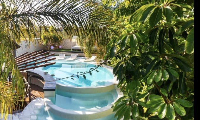 El Puerto de Santa Maria House | Villa with design pool, pool bar, jacuzzi, Balinese bed