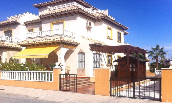 La Marina House | Villa with pool 7 minutes from the beach walking. WIFI + Air Conditioning