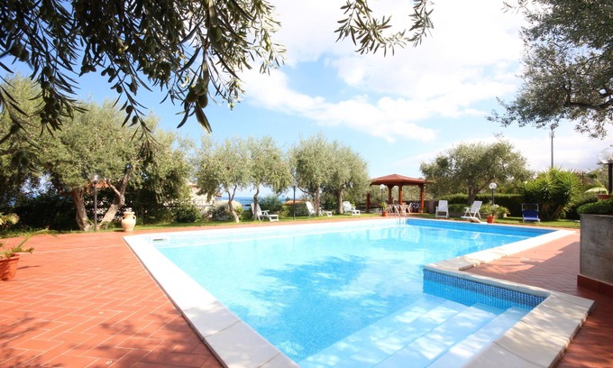 Altavilla Milicia Villa | Villa with exclusive swimming pool 5 minutes from the sea