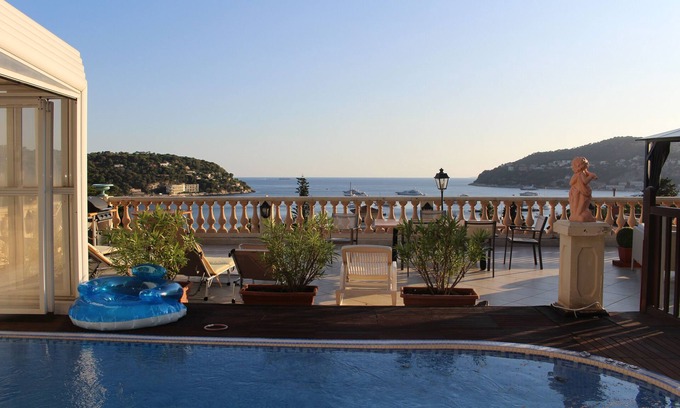 Villefranche-sur-Mer Villa | Villa with a magnificent view of Villefranche bay/sea, 2 steps from the beaches