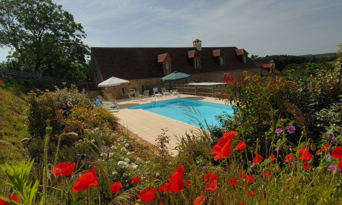 La Chapelle-Aubareil House | Villa with heated swimming pool in Dordogne near Lascaux cave and Sarlat