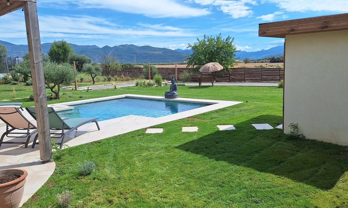 Montfort Villa | Villa with pool in the heart of Provence, Pets welcome