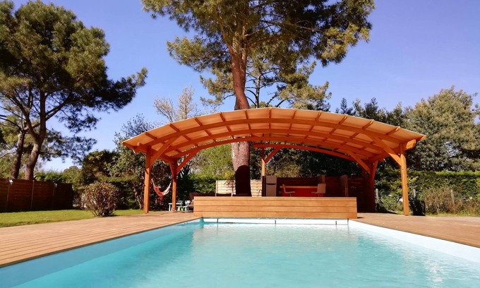 Cazaux Villa | Villa with private heated pool - Bassin d'Arcachon