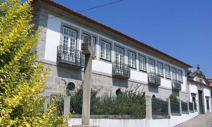 Travassos Cottage | Villa with private pool near Gerês