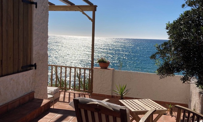 Guainos Bajos Villa | Villa with private access to the beach, great intimacy