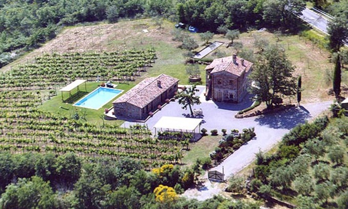 Radicofani Villa | Villa with private pool, hot tub, air conditioning, Wi-fi in Val d'Orcia.