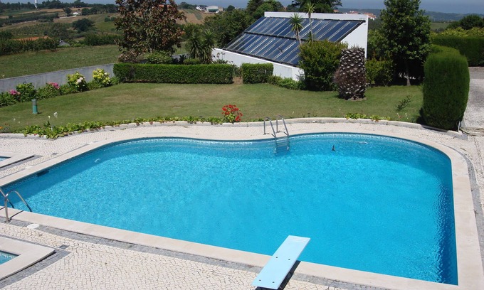 Alcobaca Villa | Villa with Private Pool and Tennis Court