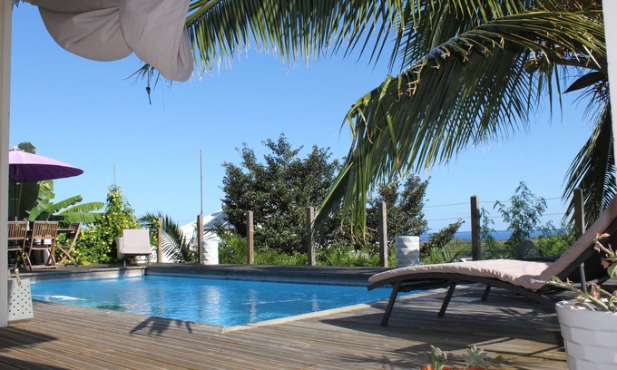 L'Etang-Sale Villa | Villa with pool, sea and mountain views