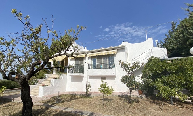 Monte Sant'Angelo Villa | Villa with sea view garden and olive trees