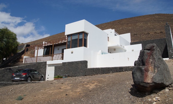 Conil Villa | Villa with spectacular views in tranquil location -