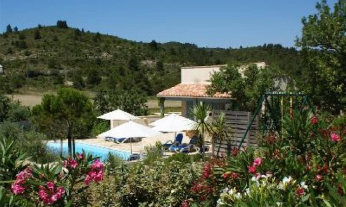 Coustouge House | Villa with swimming pool and Mediterranean garden 25 KM from the sea
