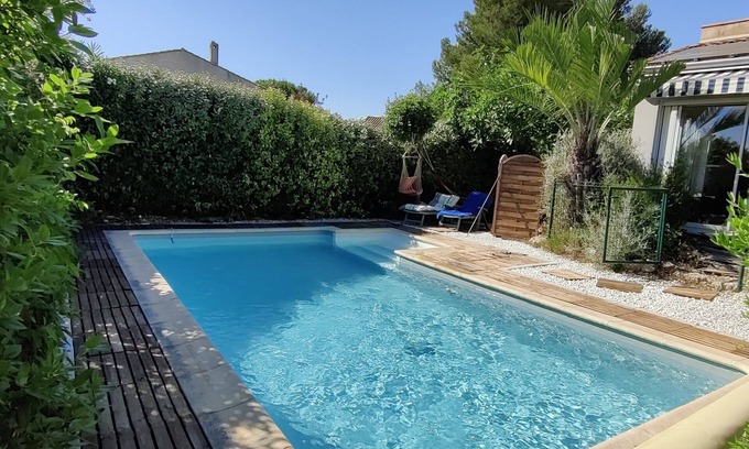 Teyran Villa | Villa with swimming pool and terrace