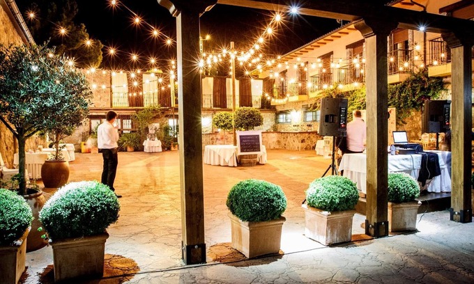 Jaraiz de la Vera Hotel | Villa Xarahiz