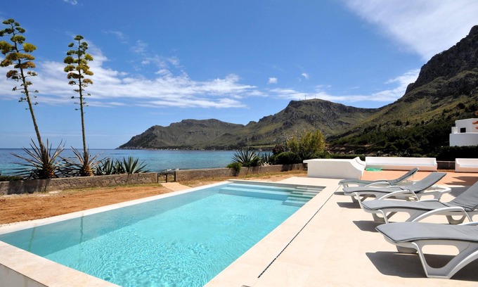Betlem de Marina House | Villa XOROI- Dream front line Villa in Betlem (Mallorca) with pool and direct access to the sea. - Free Wifi