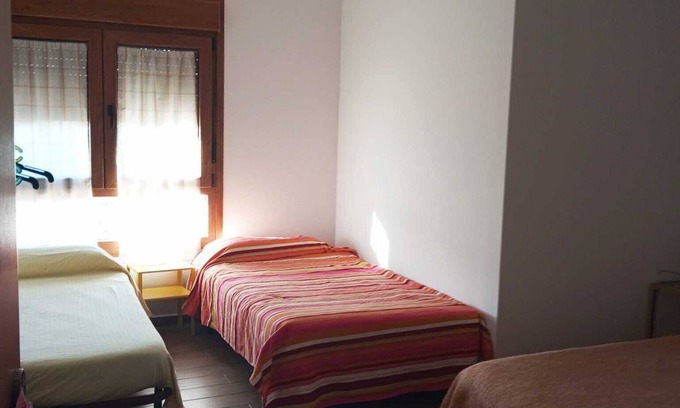 Vadocondes Villa | Villa year 2021, overlooking the wineries of the Duero rivera. Accepts pets.