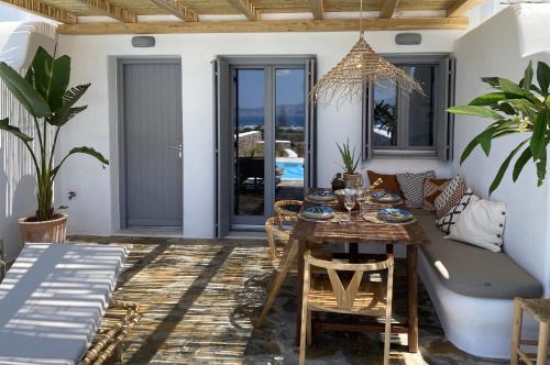 Agia Anna House | Villa Ypsilon Naxos - luxury holiday house with amazing sea view & private pool