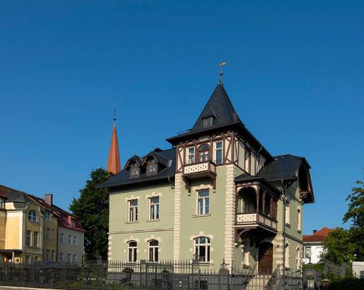Traunstein Villa | VILLA zeitlos - Zeitreise 1891