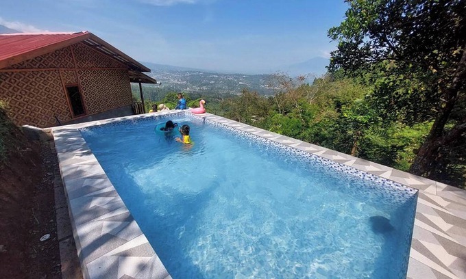 Megamendung Villa | Villa Zoya Montana