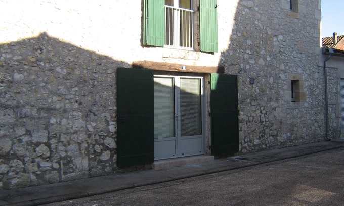 La Sauvetat-du-Dropt House | village house in the village